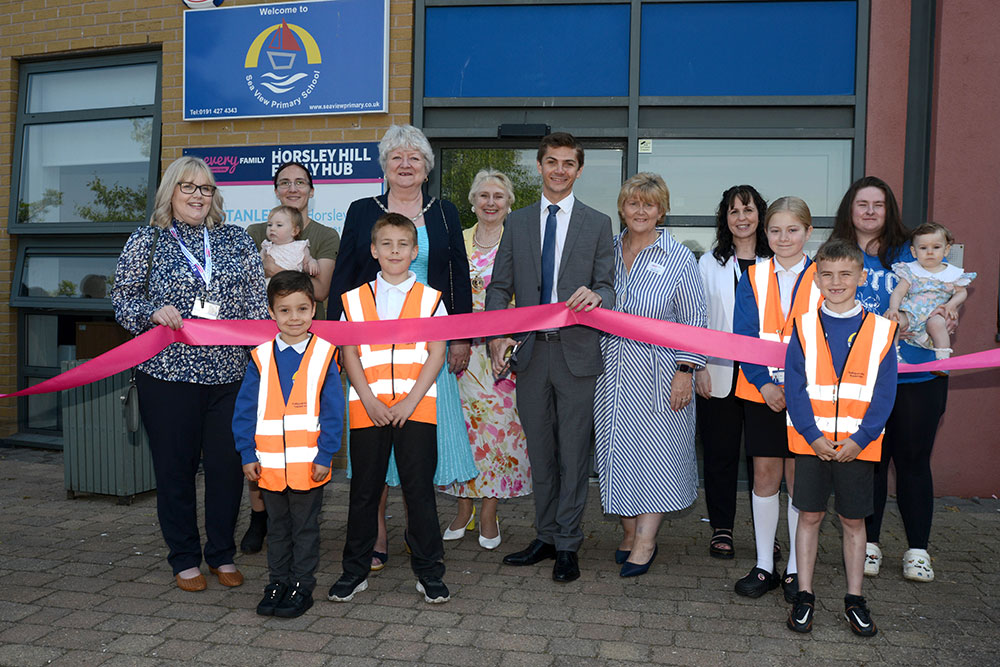 Horsley Hill Family Hub Launch with Councillors, Parents and Children